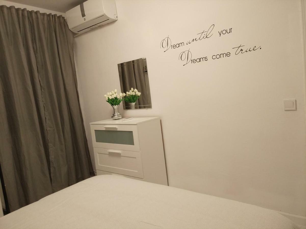 Apartamento Capuchinos Málaga Exterior foto